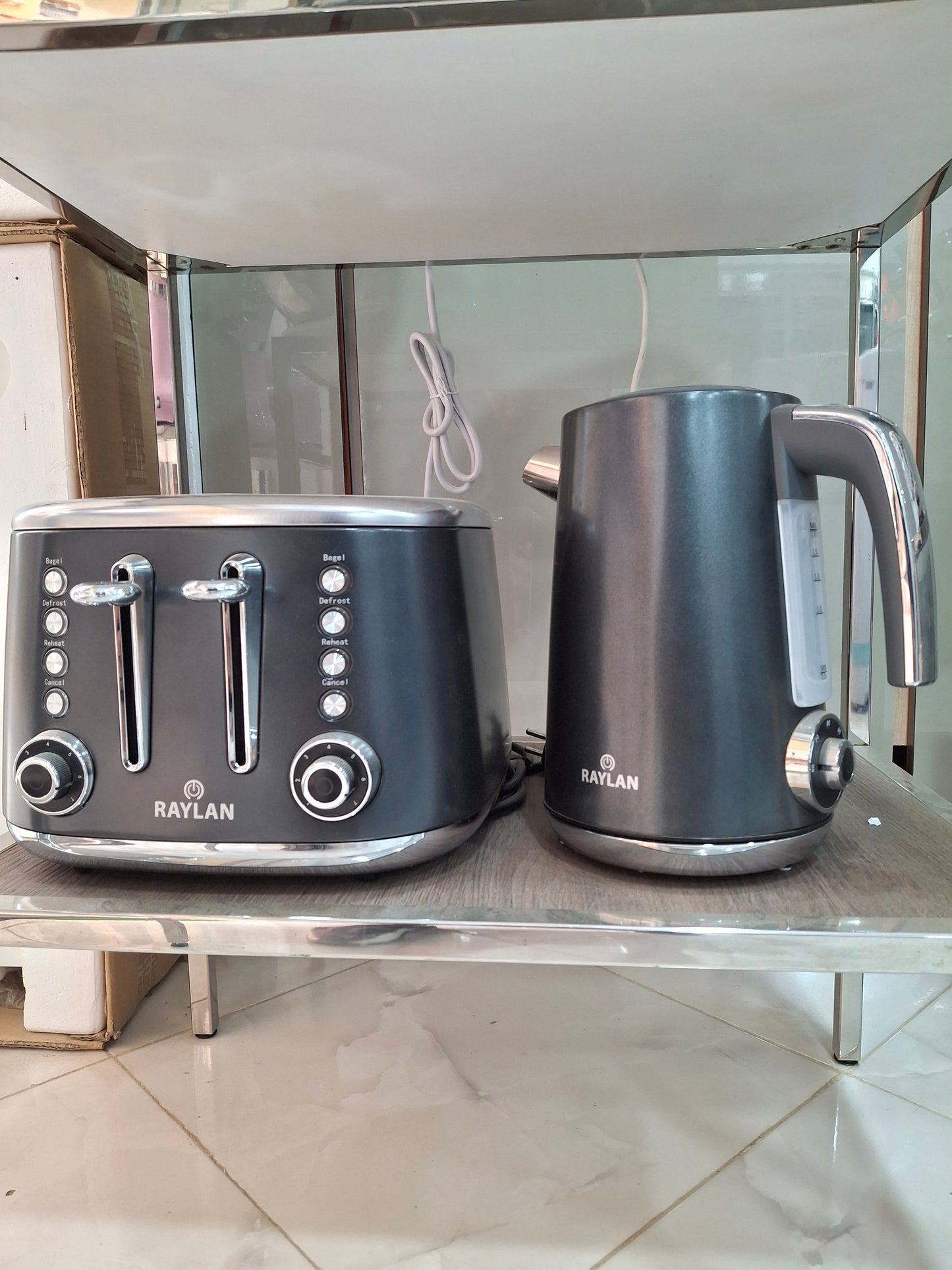 منتجات رايلان الكهربائية – عجانة، حماصة، غلاية، وخلاط يدوي بتصاميم أنيقة وأداء قوي